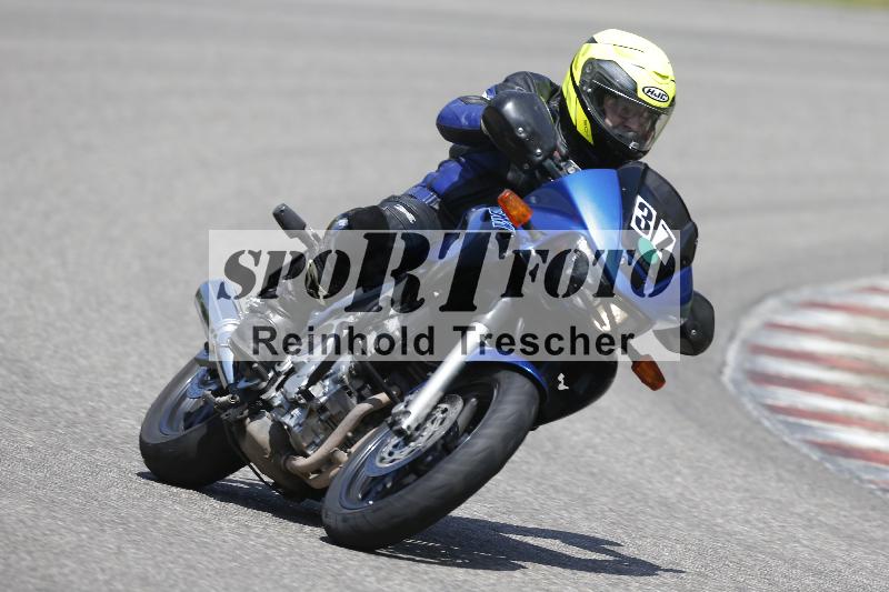 /15 13.05.2025 Max Racing ADR/Gruppe gruen/37